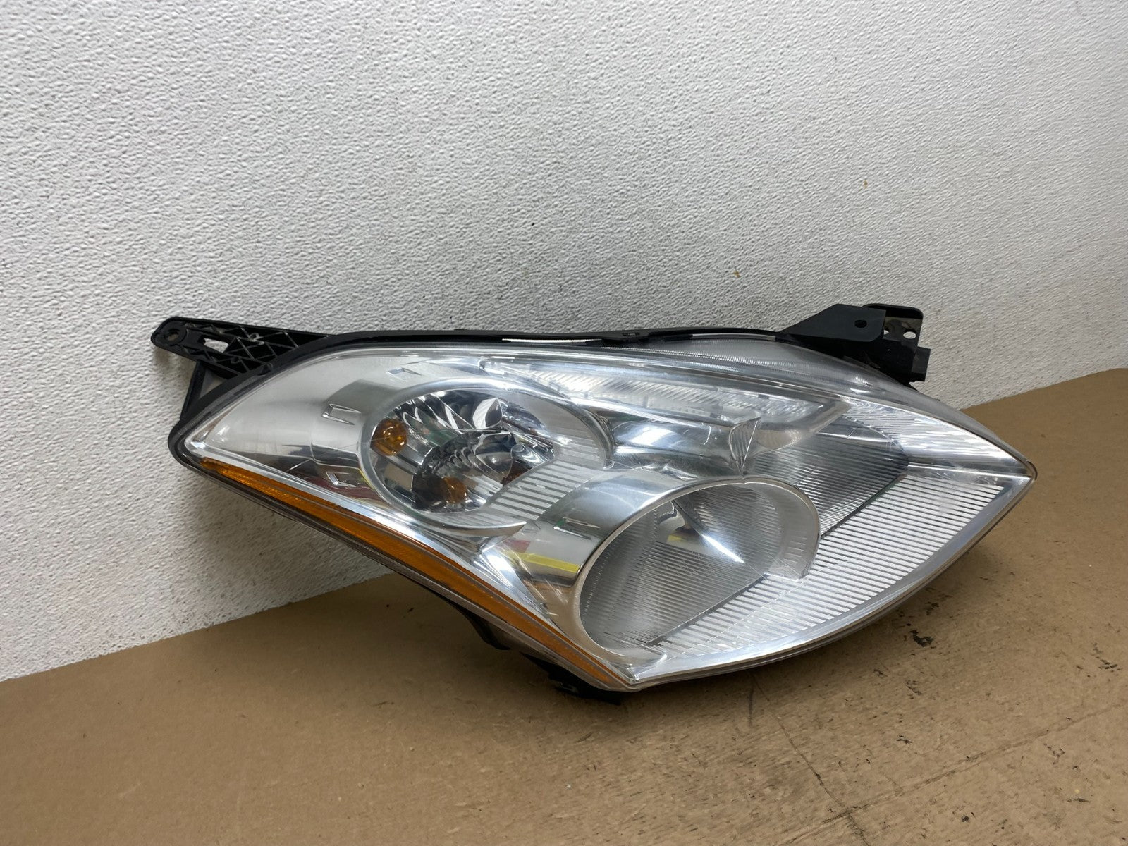 Sedan 2010 - 2012 Nissan Altima Headlight Xenon Right Passenger Rh AF5692 DW2