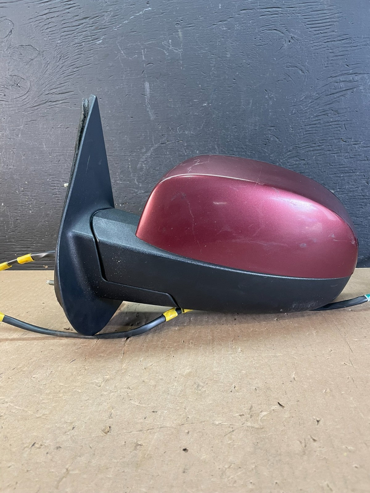 2007 to 2013 Chevrolet Tahoe Silverado Suburban Left Driver Mirror AD5873 DW0