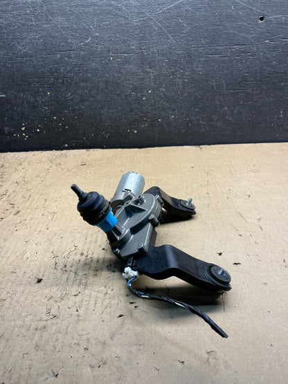 2010 - 2015 Hyundai Tucson Rear Glass Windshield Wiper Motor W6850 DG4