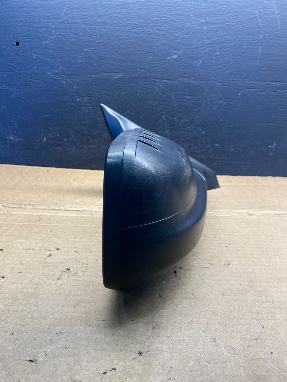 2016 to 2019 Ford Explorer Right Passenger Side View Door Mirror AD3394 DG10