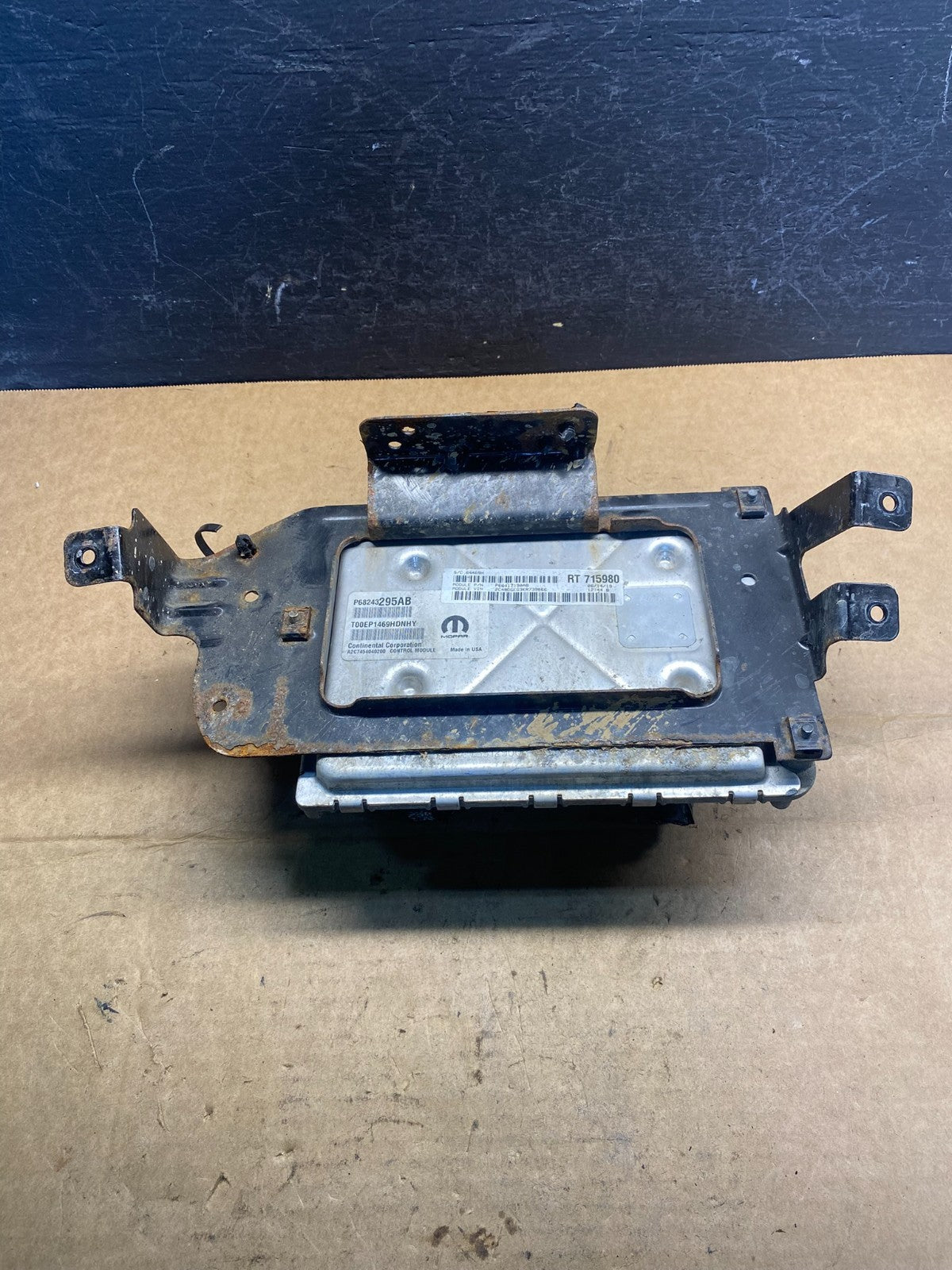 2016 2020 Dodge Caravan Engine Control Unit ECU Module AD7411 DG1