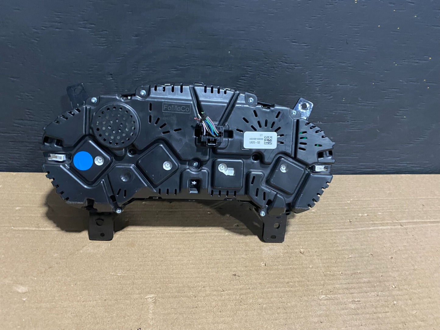 2020 to 2022 Ford  Explorer Speedometer Cluster Gauge D4561 PS6