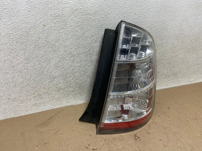 2006 to 2009 Toyota Prius Tail Light Right Passenger Side AH6928 LK1
