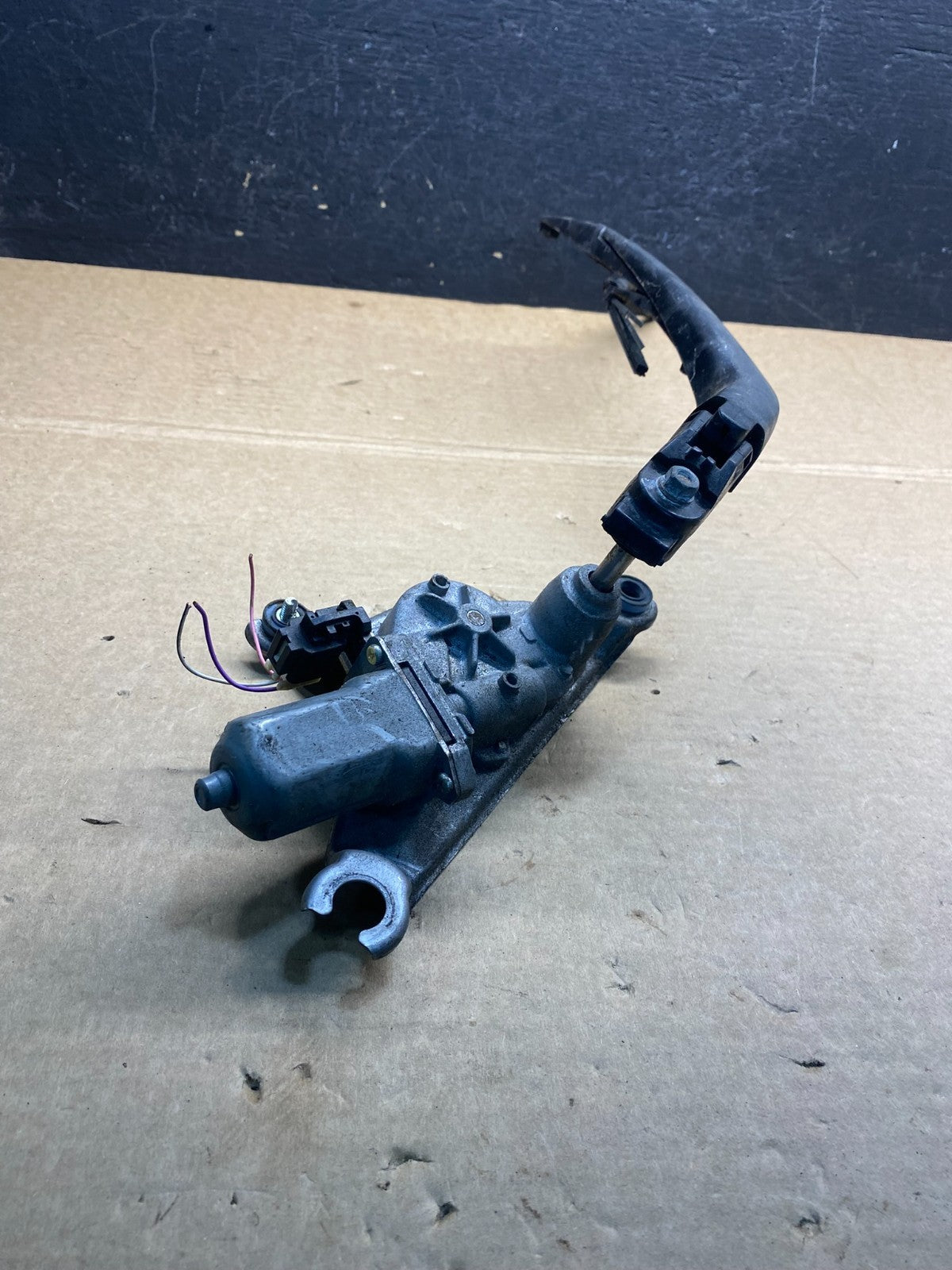 2008 to 2015 Scion xB Rear Wiper Motor AF6886 DG4