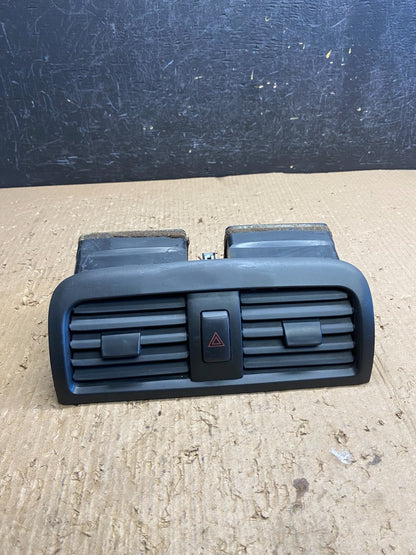 2000 to 2004 Toyota Avalon Center Console Dashboard Air Vent AF1719 DG0