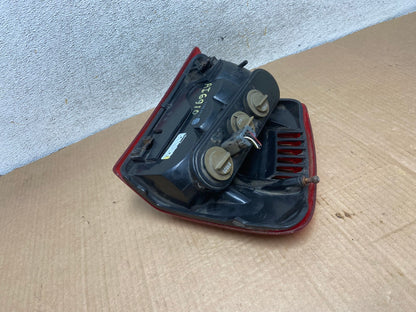 1999-2004 Jeep Grand Cherokee WJ Right Passenger Rh Tail Light AI6910 LK4