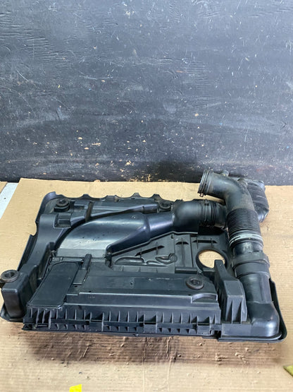 2005 - 2008 Volkswagen Jetta Beetle 2.5L Passat Engine Cover 07k129601G R5104 DG5