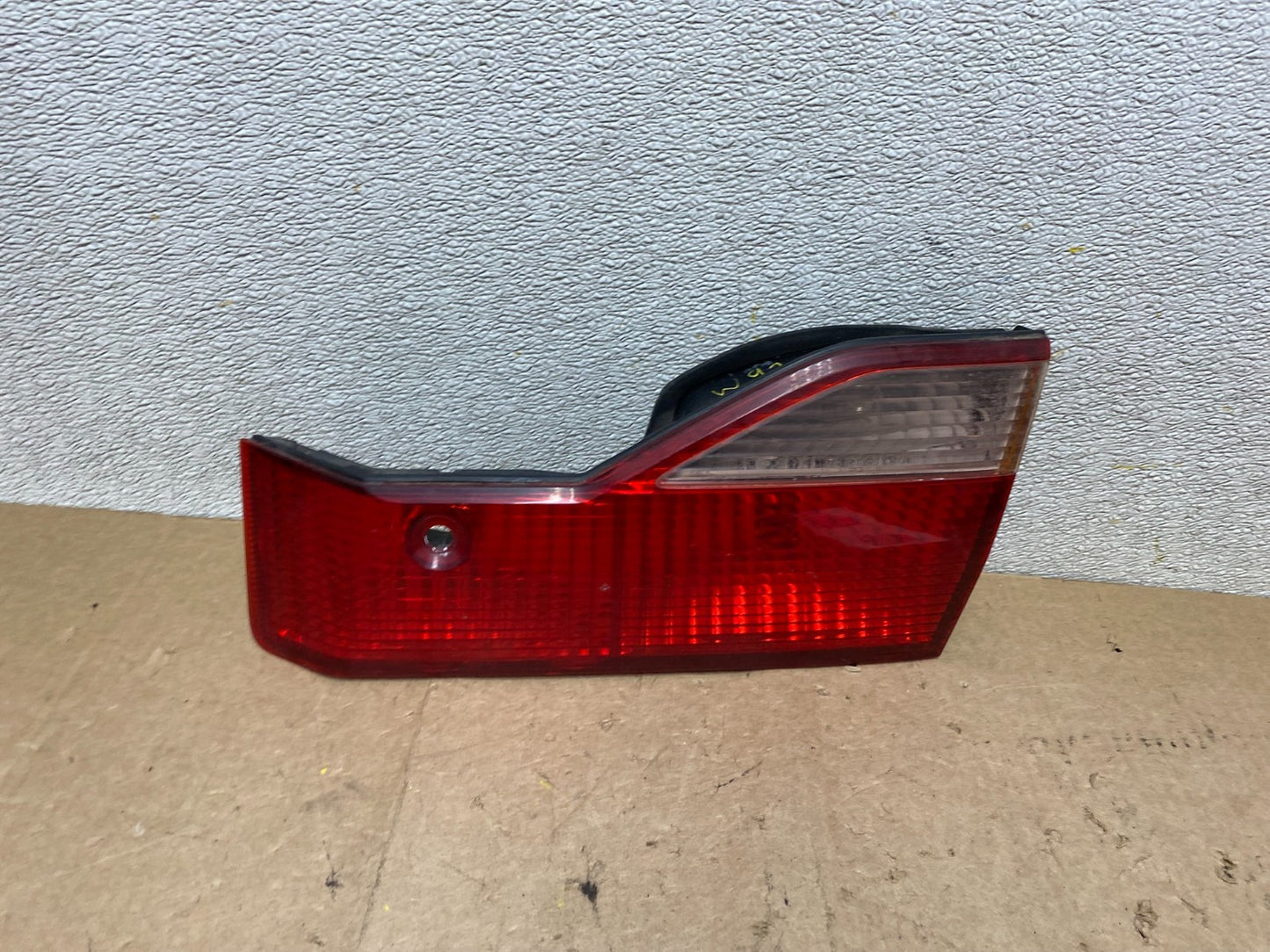 1998 to 2000 Honda Accord Right Passenger Side Inner Tail Light OEM W9206 DW0