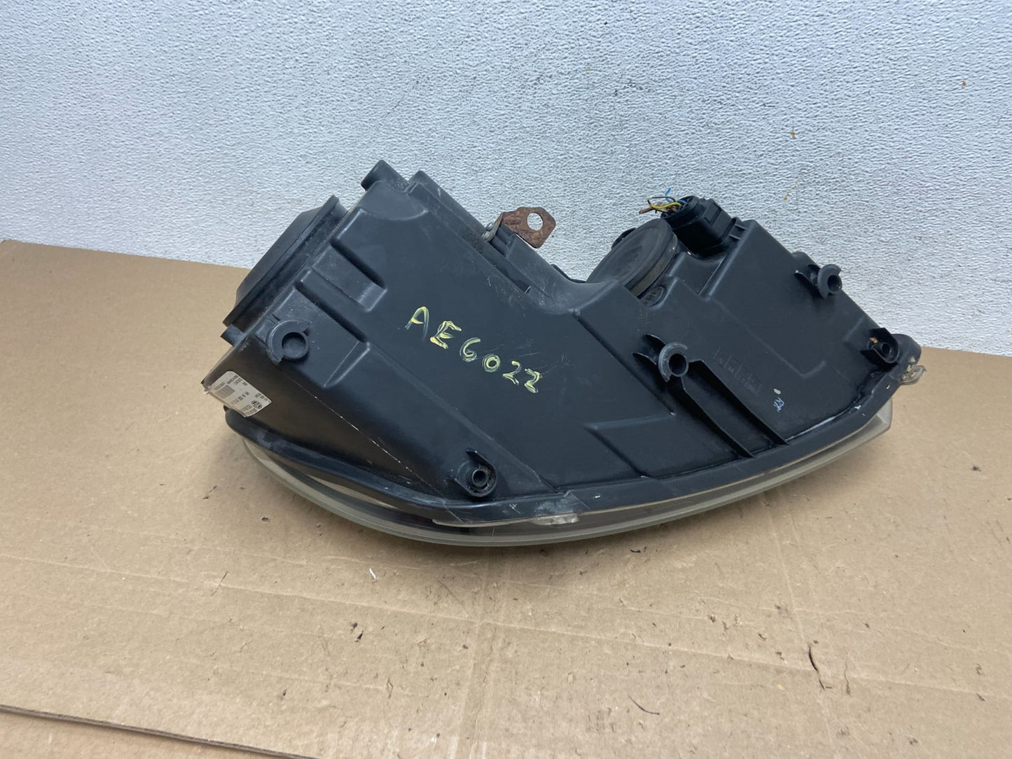2010-2014 Volkswagen Golf MK6 GTI Left Driver LH Halogen Headlight AE6022 DW8