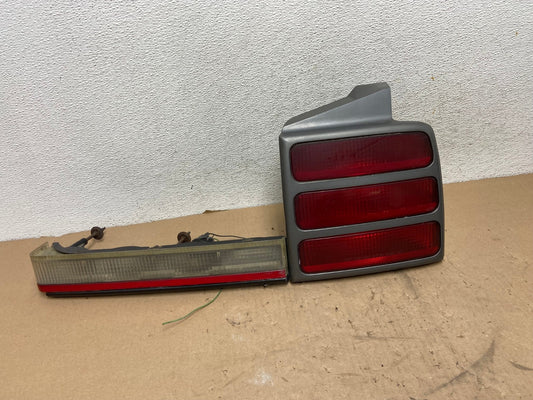 1991-1996 Oldsmobile Cutlass Ciera Right Passsenger Tail Light AG4222 LK0