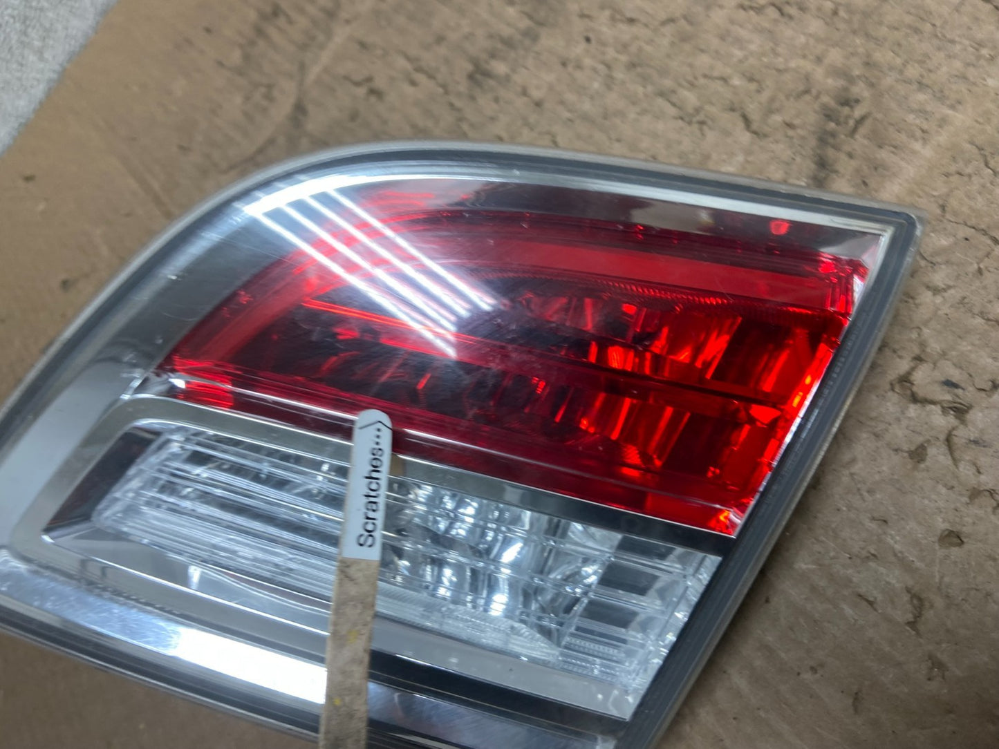 2007 2008 2009 Mazda Cx-9 Right Passenger Rh Side Inner Tail Light Oem Y9167 DW3