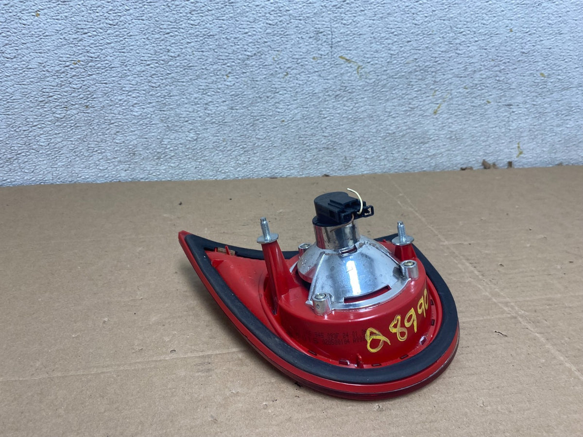 2006-2009 Volkswagen Golf Driver Left Side Tail Light Inner Trunk Lid Q8990 DW3