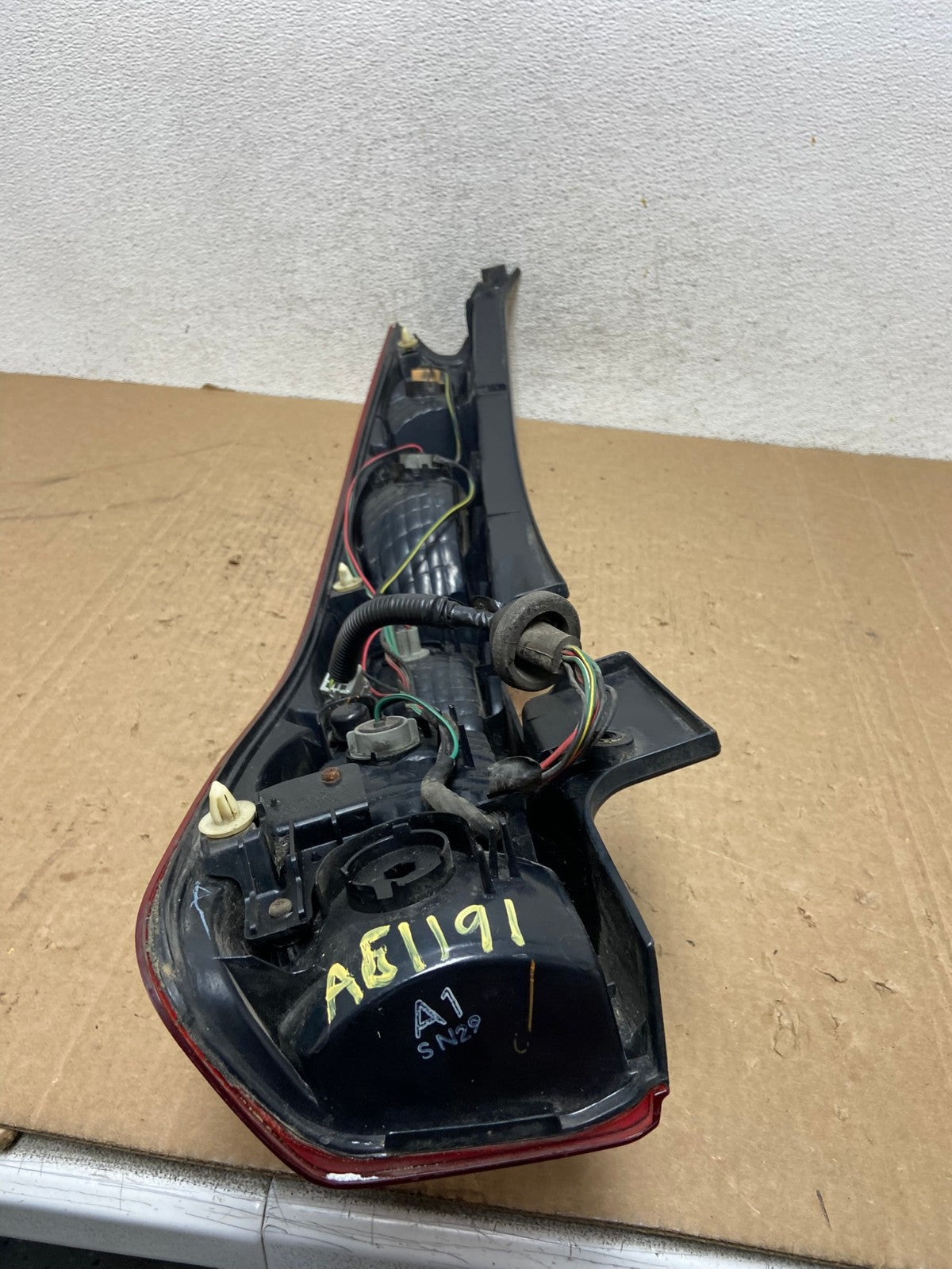 2005 to 2006 Honda Cr-v Crv Right Passenger Side Tail Light AG1191 LK6