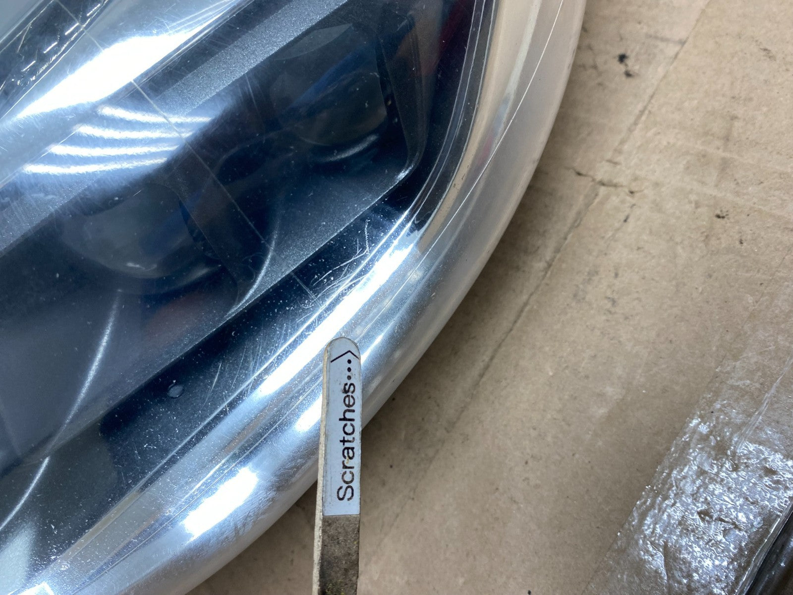 2013 to 2016 Toyota Avalon Halogen Left Driver LH Headlight AE6667 DG3