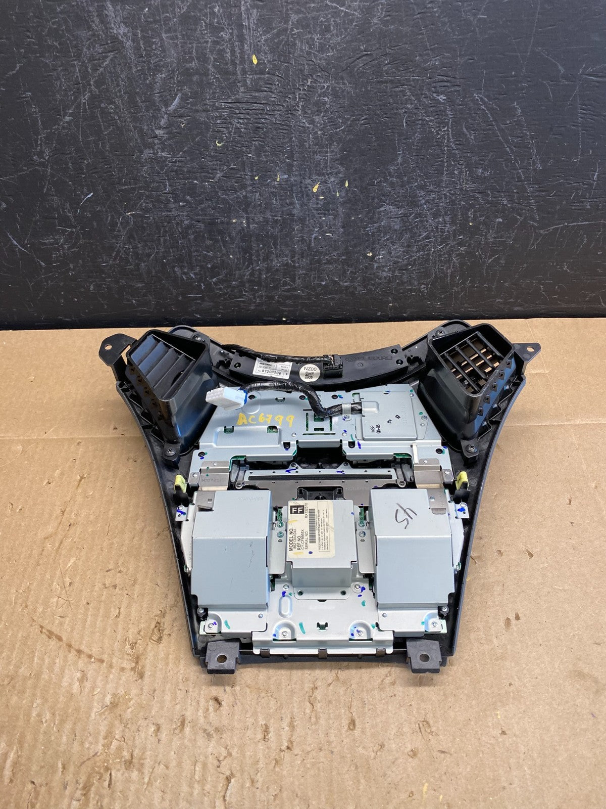 2006-2009 Subaru Tribeca Radio CD Player Climate Control Bezel Panel AC6799 DG4