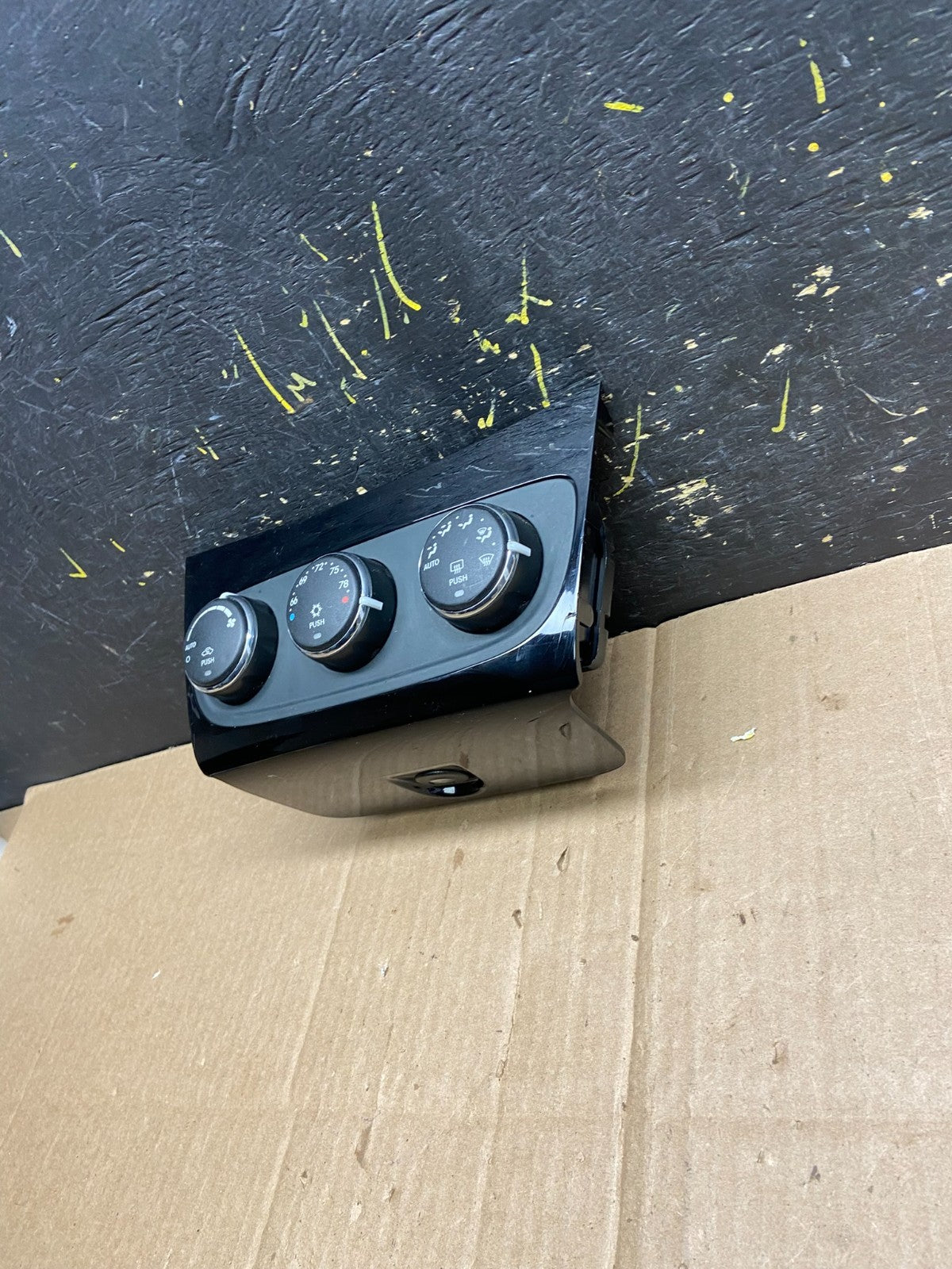 2011 - 2014 Chrysler 200 Heater AC Climate Switch Temperature Control aa4784 DG1