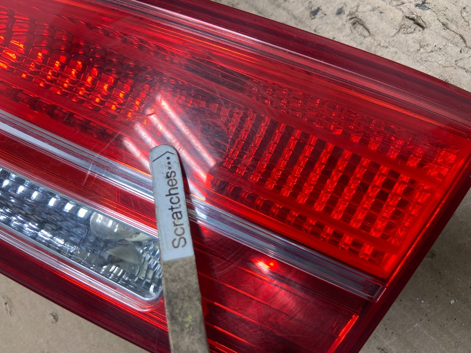 2013-2016 Hyundai Santa fe Sport Right Passenger Side Inner Tail Light AF7169 DW3