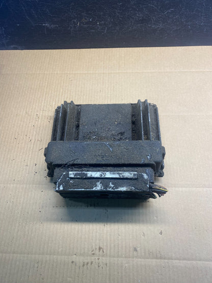 2001-2002 Silverado Tahoe Engine Computer Module 12200411 ECM ECU AC9038 DG1