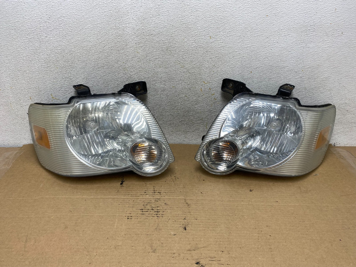 2006 2007 2008 2009 2010 Ford Explorer Left+Right Set Headlights AH4039 DW0