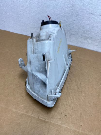 1994 to 1998 Toyota Rav4 Right Passenger Rh Side Halogen Headlight AD4477 DG7