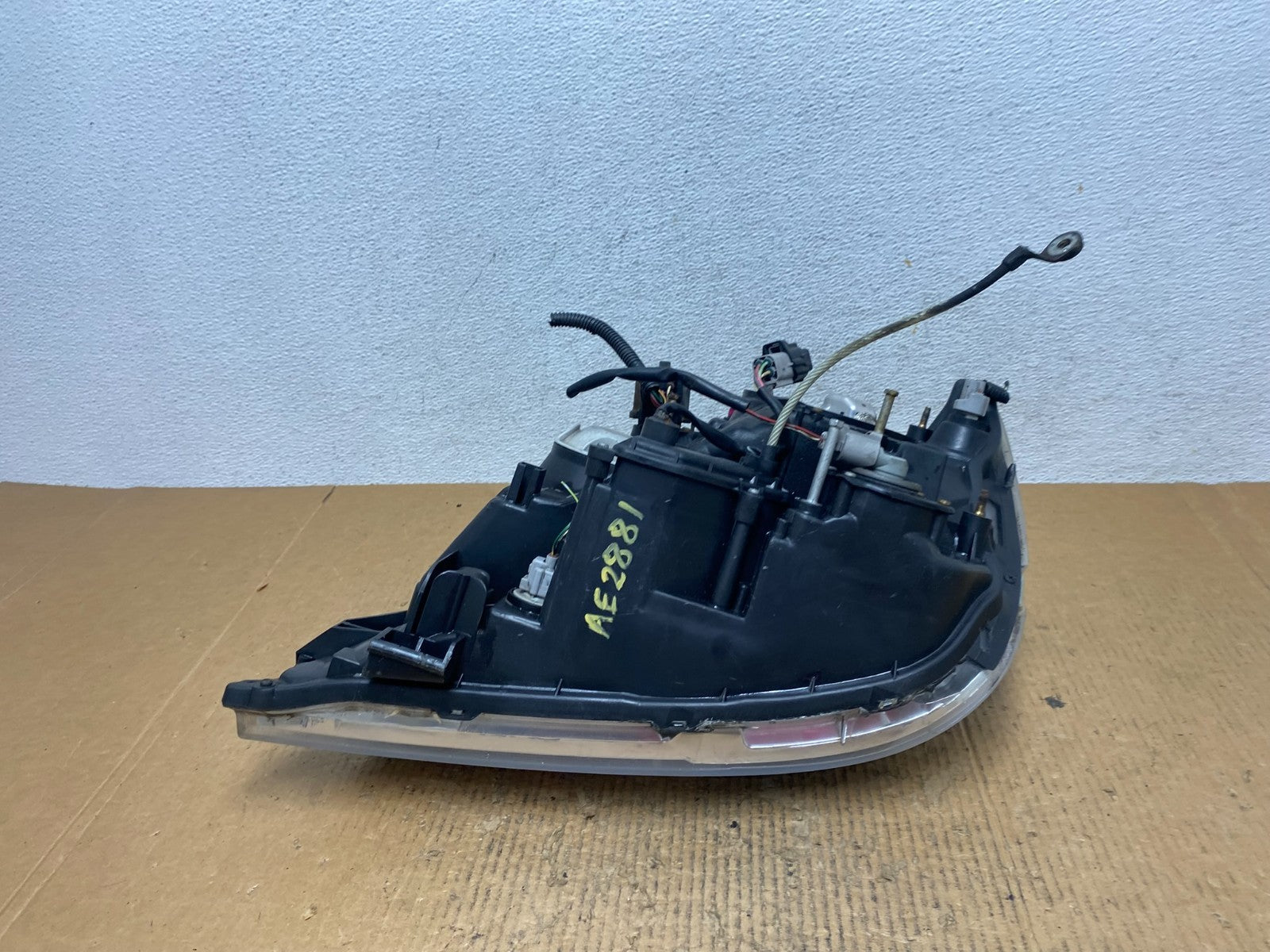 2001 2002 2003 Lexus RX300 Right Passenger Headlight Xenon HID AE2881 DW7