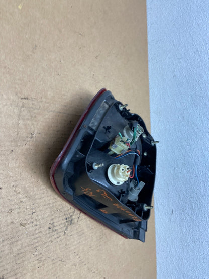 1994 1995 Hyundai Elantra Right Passenger Tail Light AC2974 DG4