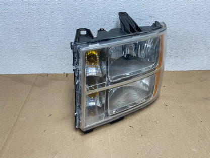 2007 - 2014 GMC Sierra Left Driver LH Side Halogen Headlight AE9109 DW2