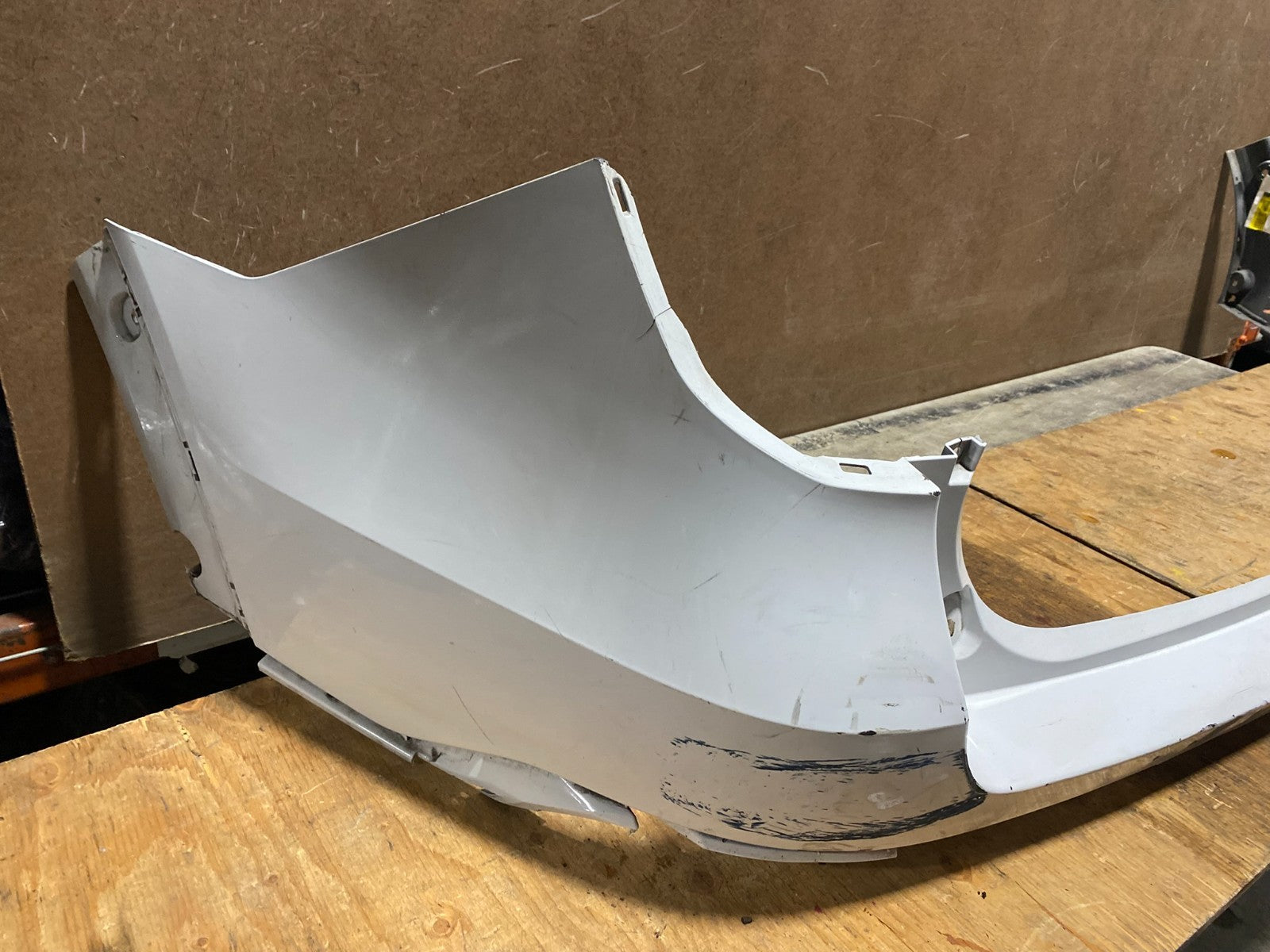 2020 to 2023 Ford Explorer Police Interceptor Rear Upper Bumper Cover X3424 PS1