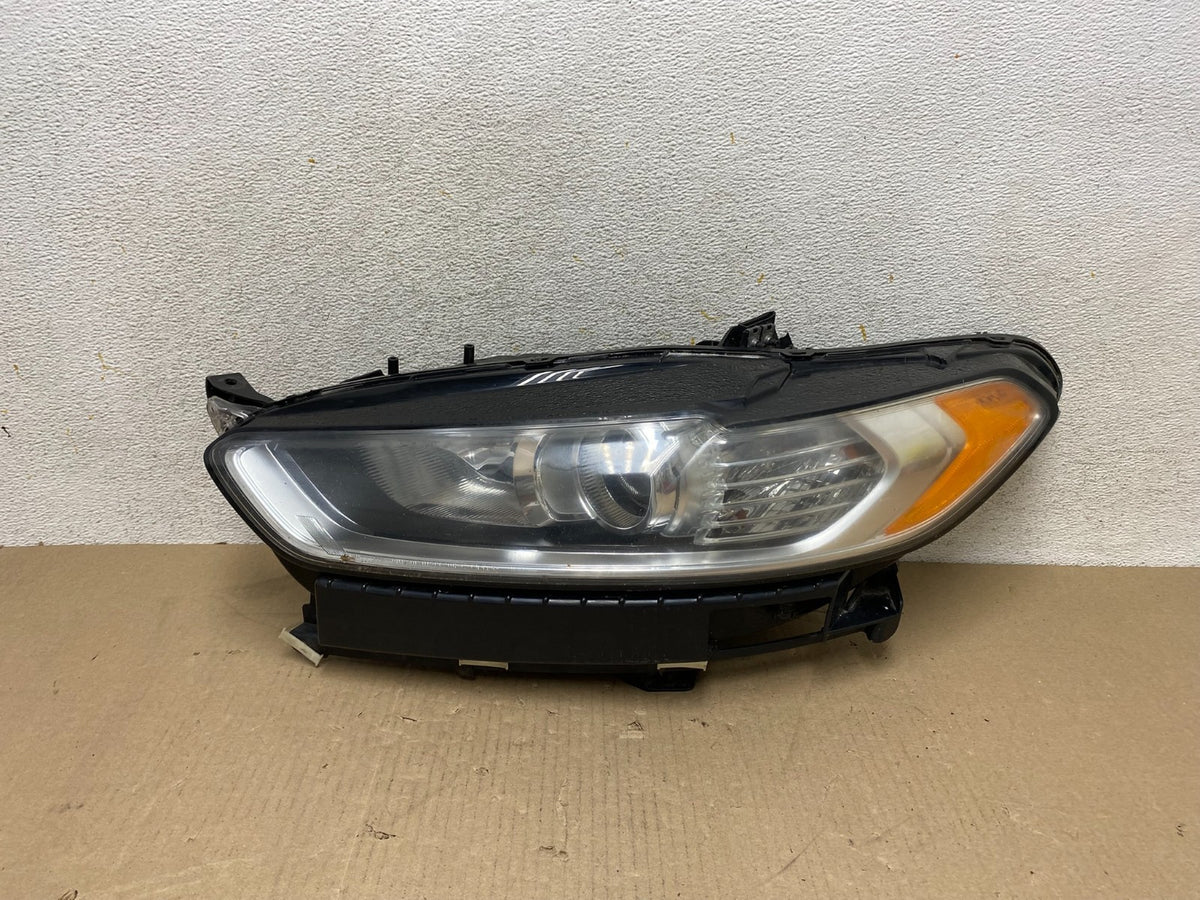 2013 to 2016 Ford Fusion Left Driver Lh Side Headlight AH6781 DW0