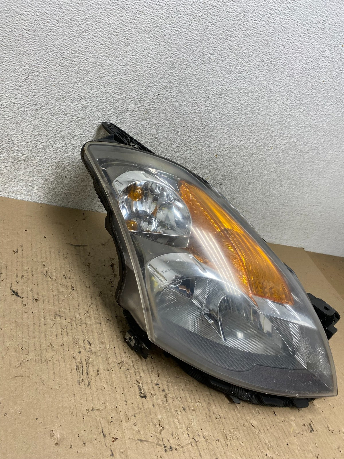 Sedan 2007 to 2009 Nissan Altima Right Passenger Halogen Headlight AF6050 DW2