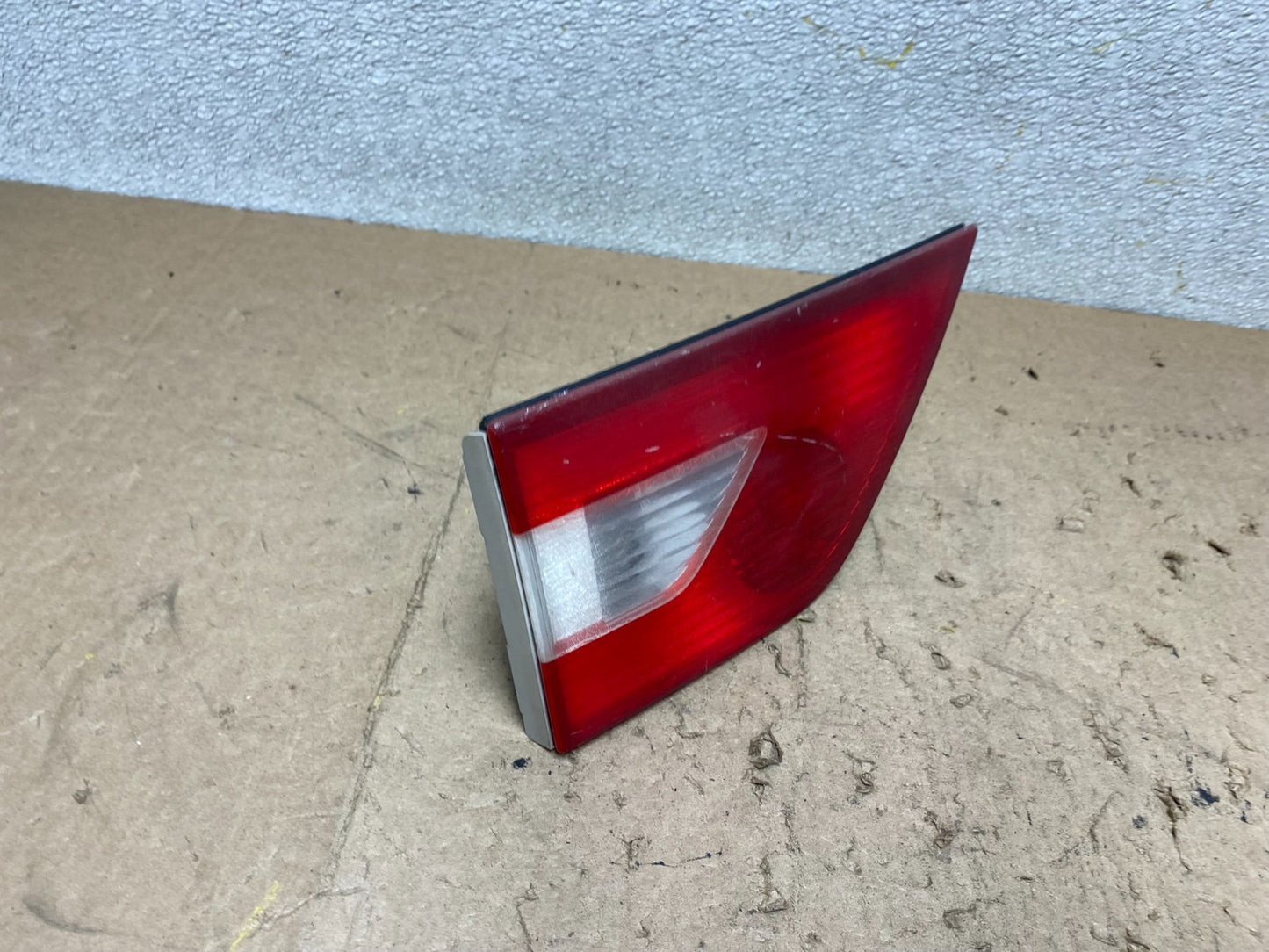 2004 2005 2006 Bmw X3 Left Driver Lh Inner Tail Light OEM X2284 DW2