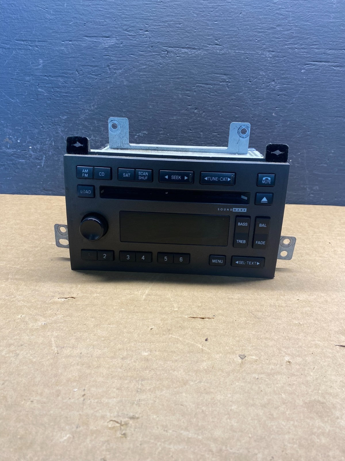 2003 - 2011 Lincoln Town Car RDS AM/FM Radio Tape CD Player ac8057 DG0