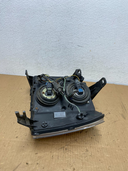 2007 - 2014 GMC Sierra Right Passenger RH Halogen Headlight AD1152 DW8