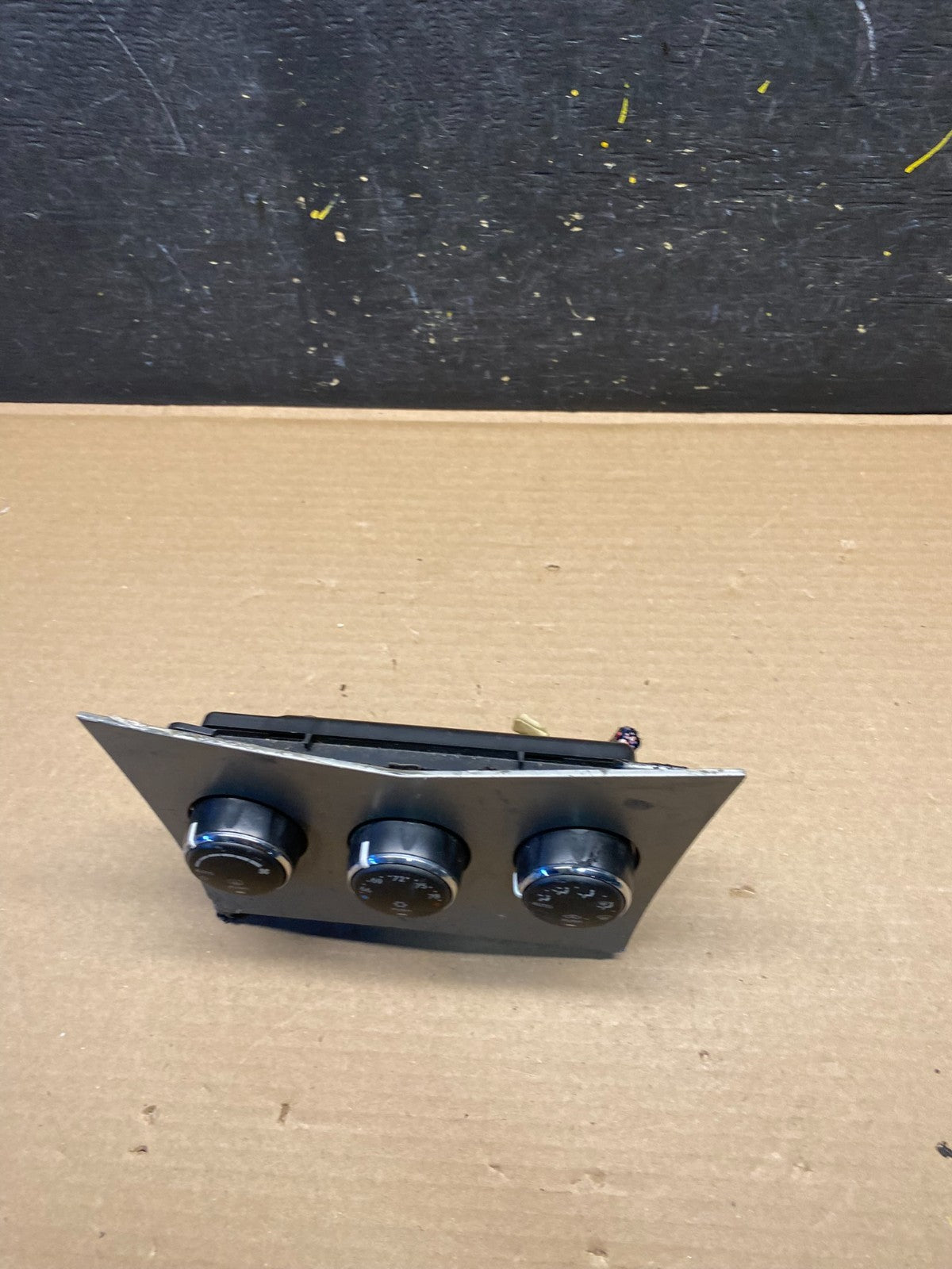 2007 2010 Dodge Sebring Center Dash A/C AC Climate Control Bezel Trim S2569 DG3