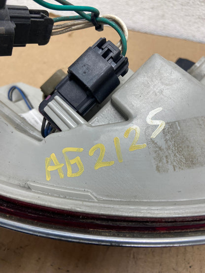 2008-2012 Buick Enclave Right Passenger Rh Tail Light AG2125 LK6