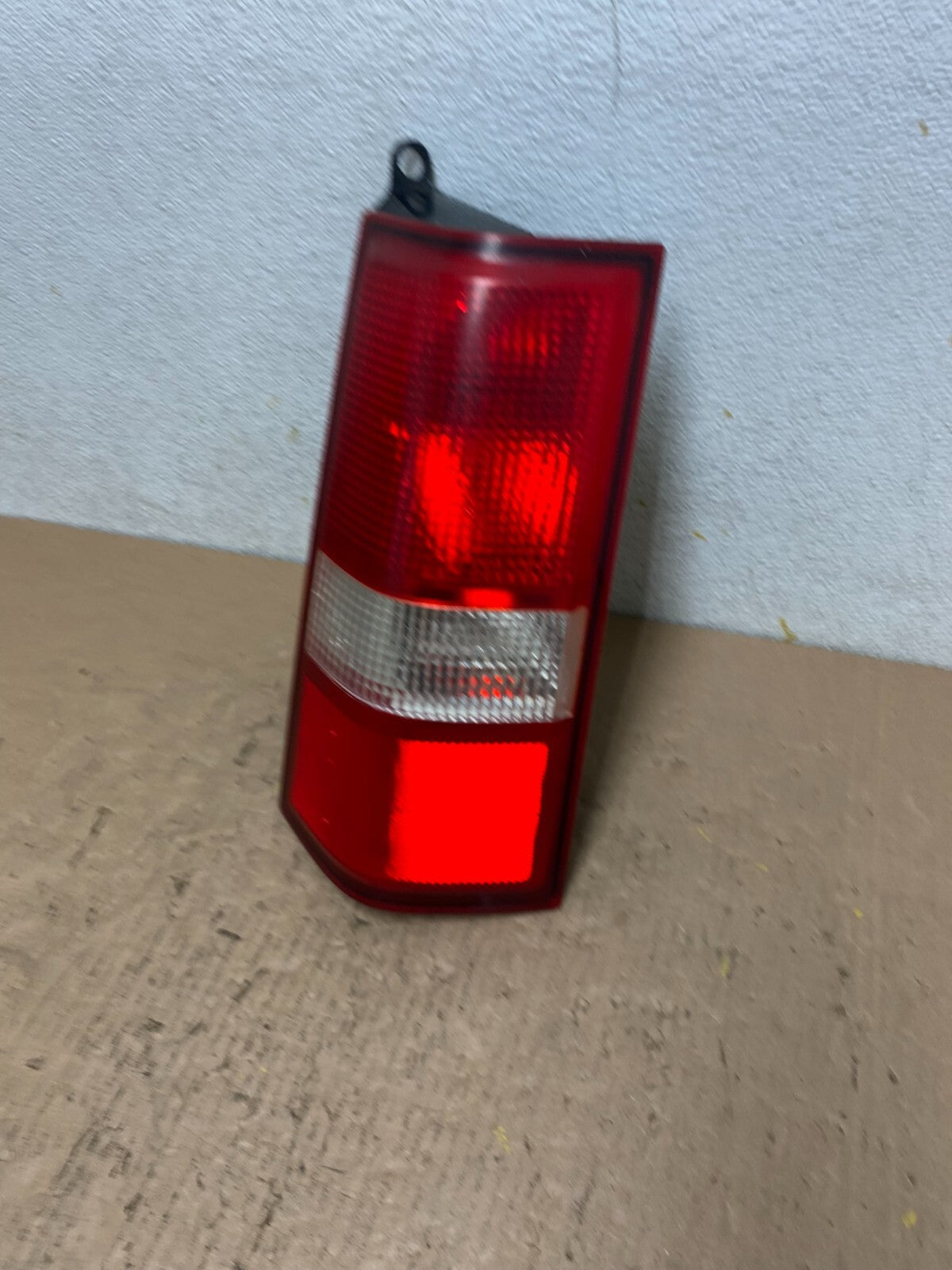 2003 to 2017 Chevrolet Express 1500 Left Driver Side Tail Light Oem N1468 DW1
