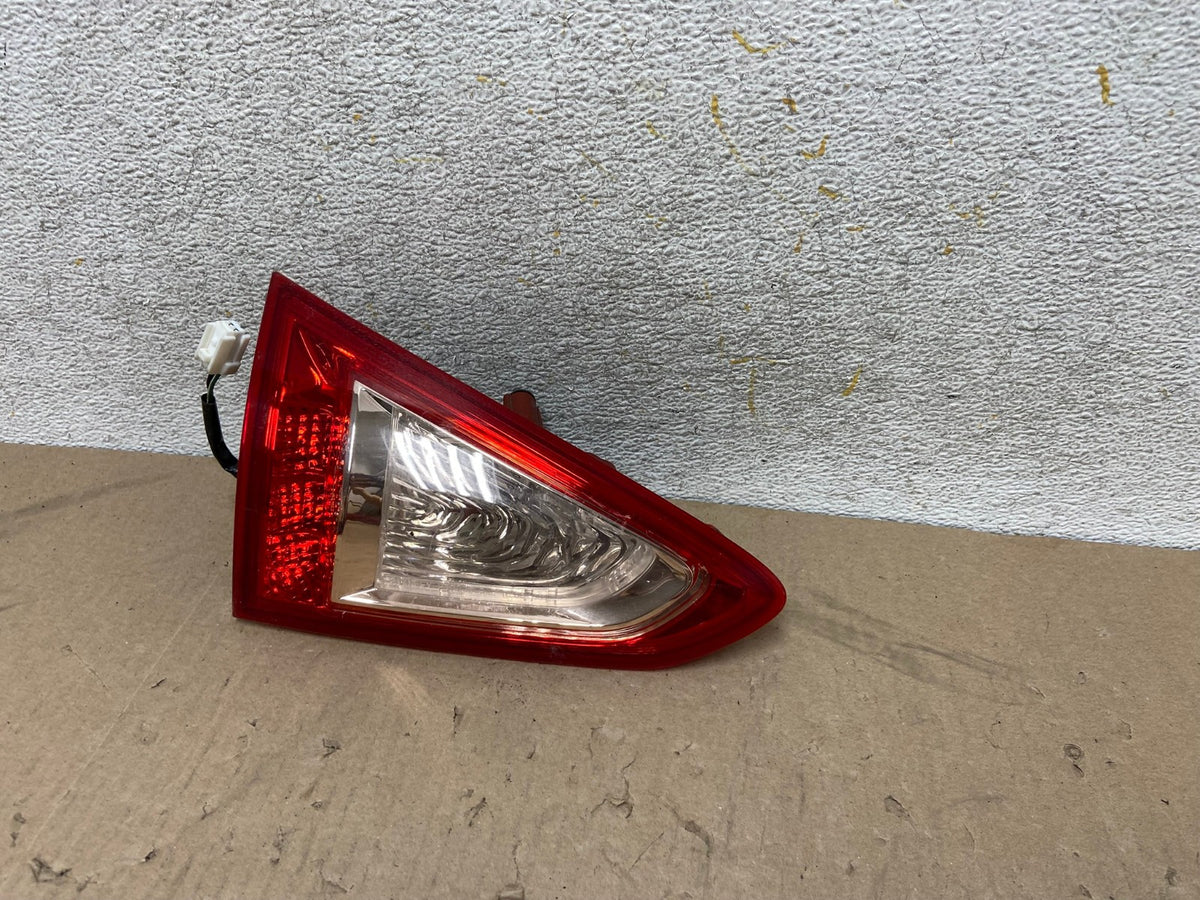2008-2012 Infiniti Ex35 Inner Left Driver LH Side Tail Light AH6913 LK2