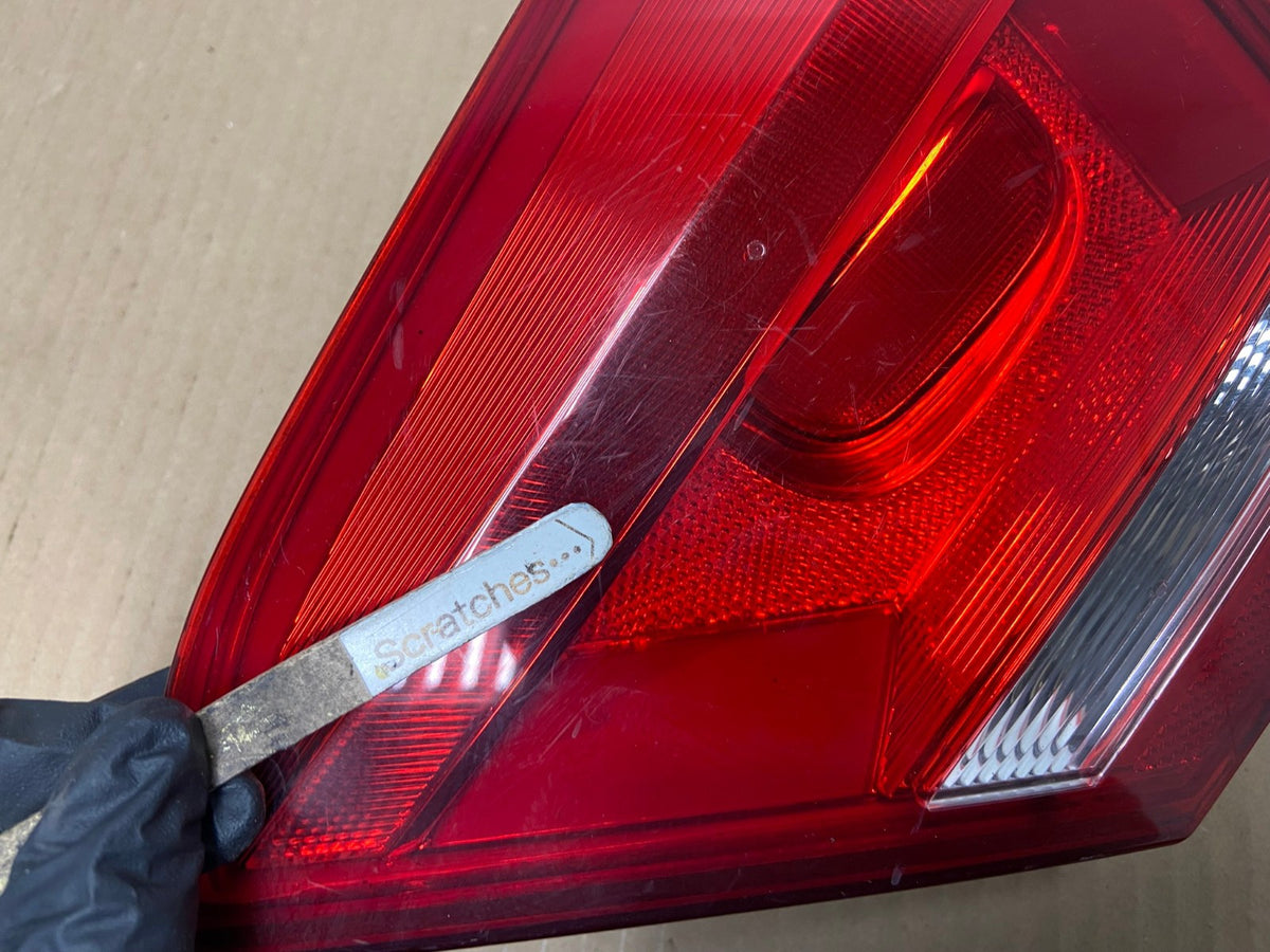 2012 to 2015 Volkswagen Passat Right Passenger Tail light inner AH2991 LK3