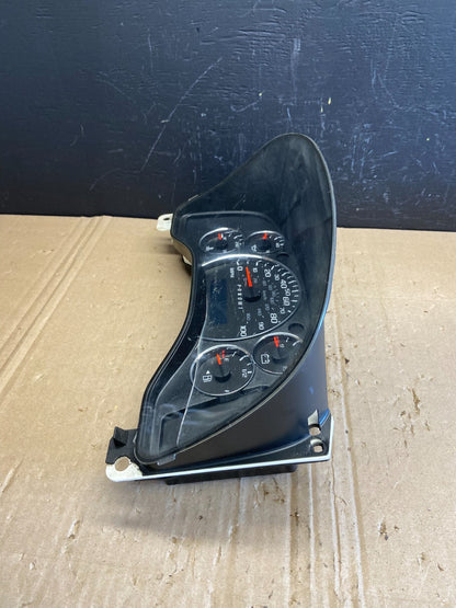 2013 to 2017 Chevrolet Express Speedometer Cluster Gauge AB89313