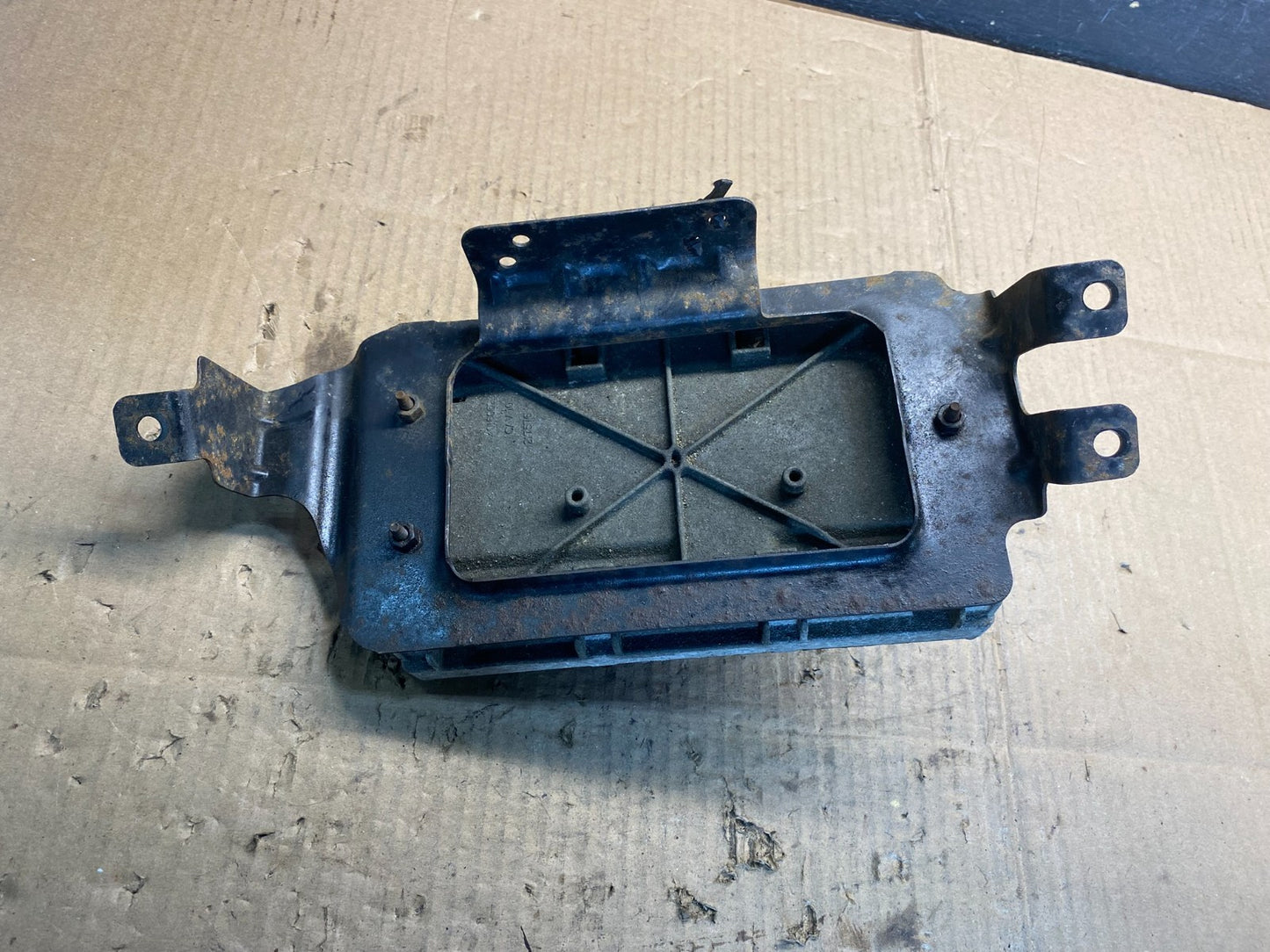 2008 Chrysler Caravan Town & Country 3.8L Engine Control p05187802ag AA7552 DG2