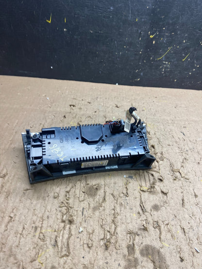 2005-2009 Mercedes W203 C230 C240 A/C Heater Climate Control Trim T8876 DG4