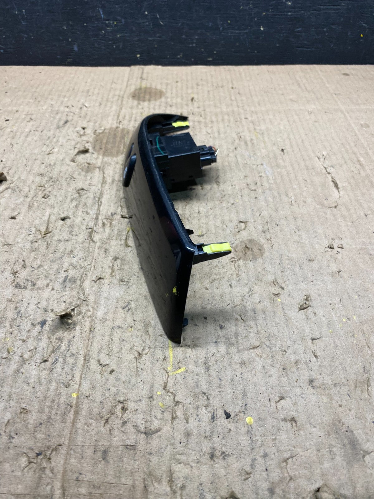2004 to 2010 Toyota Sienna Switch Key Light Indicator Bezel Trim OEM p1889 DG1