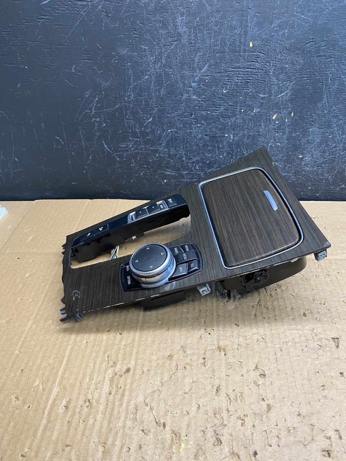 2009 to 2015 BMW F01 740i 750i Center Console Wood Trim Mode Switches AC9615 DG2