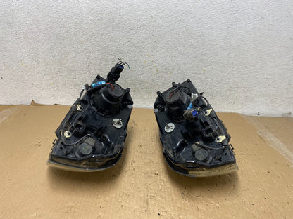 2000 to 2005 Mercury Sable Left+Right Side Halogen Headlights AH2849 DW10