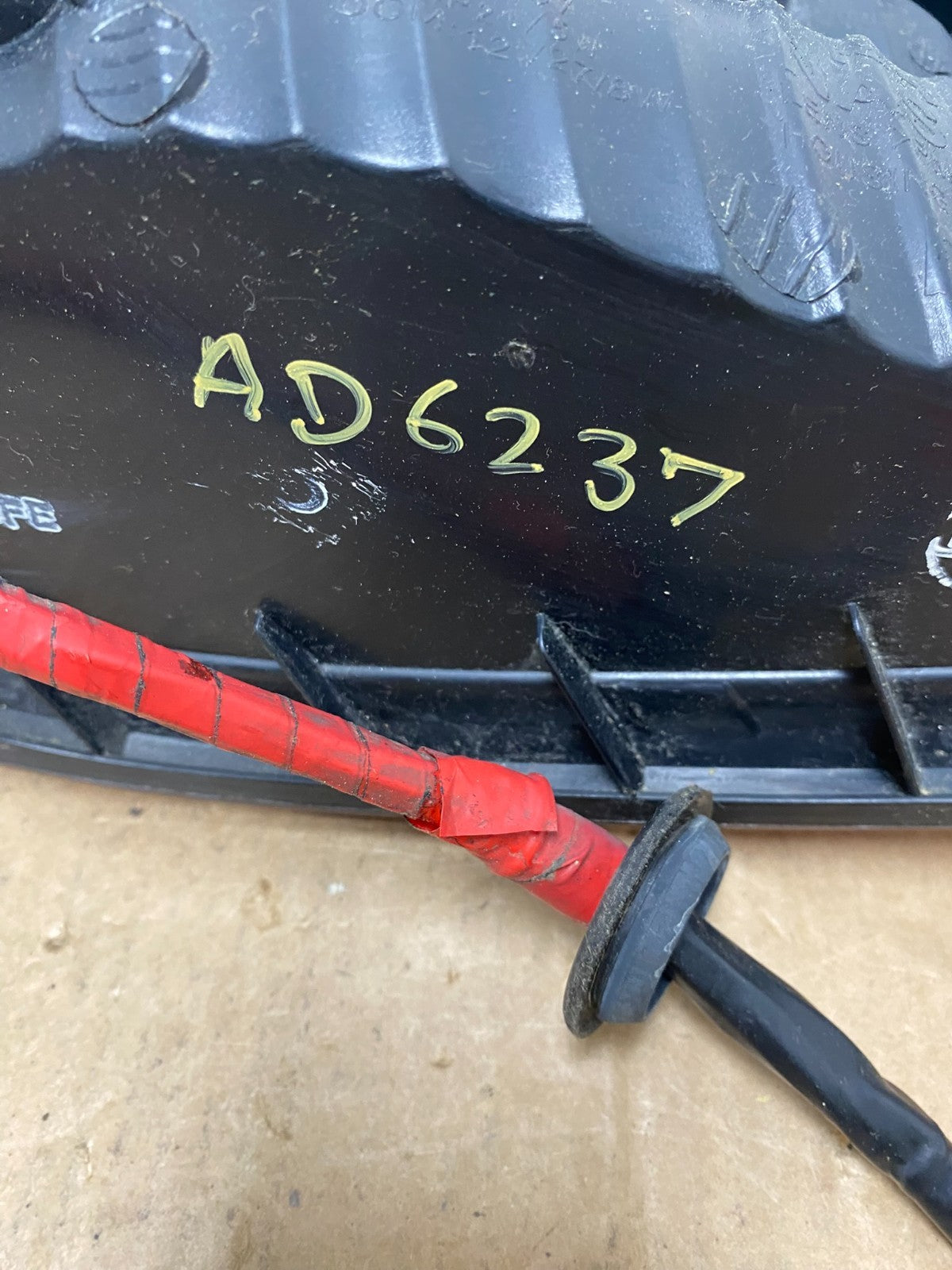 2007 2008 2009 Kia Sorento Right Passenger RH Side Tail Light AD6237 DW6