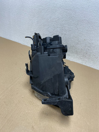 2009-2011 BMW 3 Series 328i 4/D Sedan Headlight Halogen Right Passenger AG685410