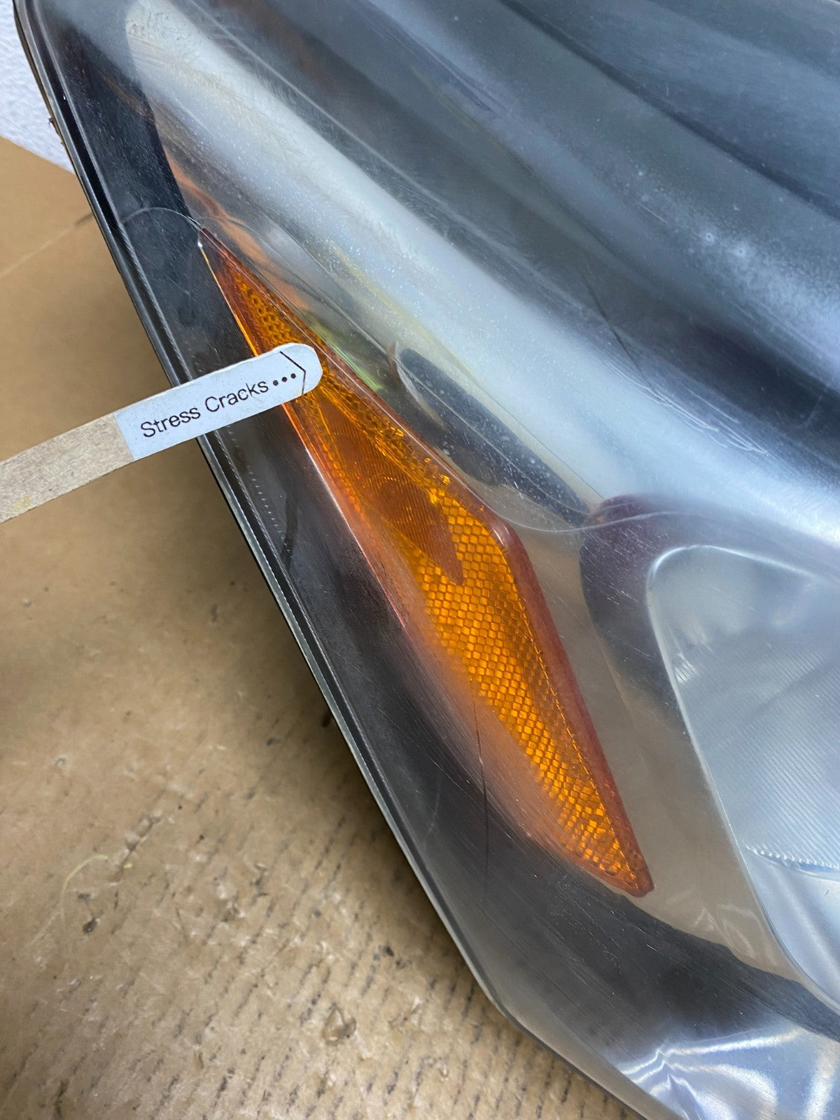 2013-2017 Chevrolet Traverse Right Passenger Side Halogen Headlight AE0553 DW4