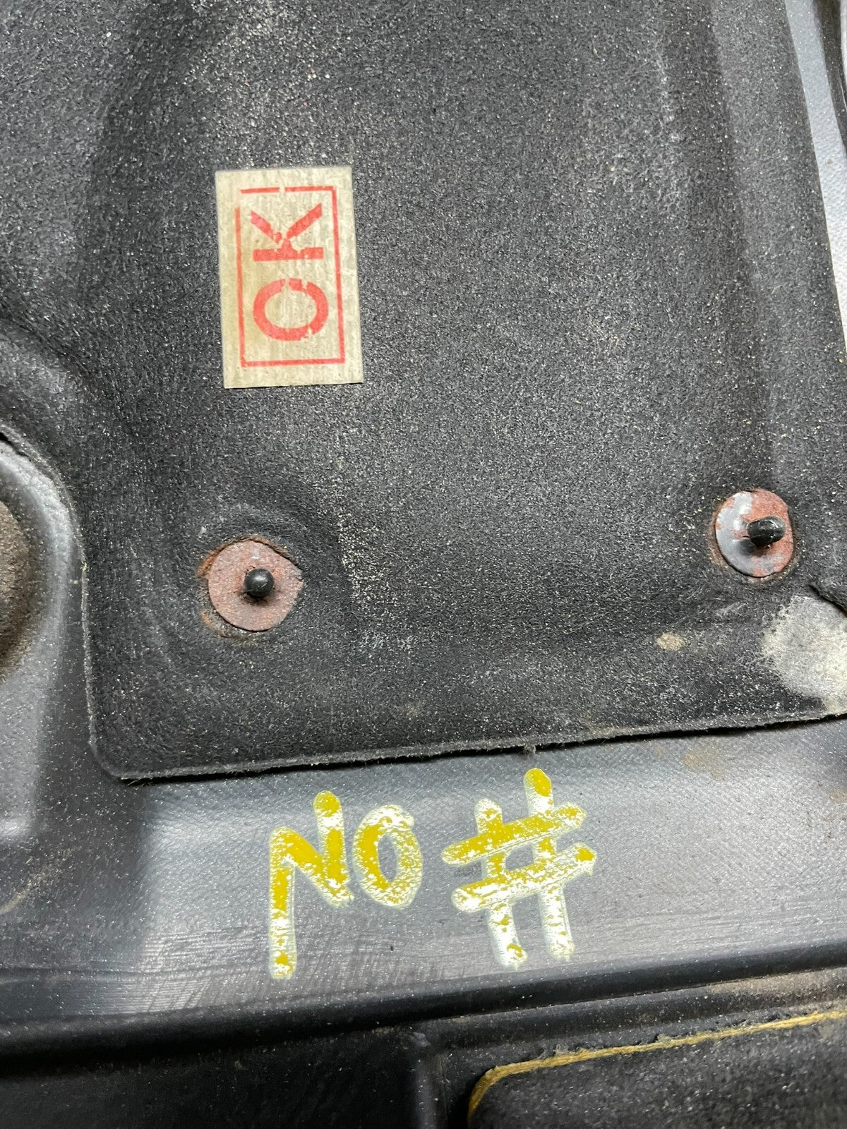 2004 2005 2006 Kia Amanti 3.5L Engine Motor Cover V6 OEM I7753 DG8