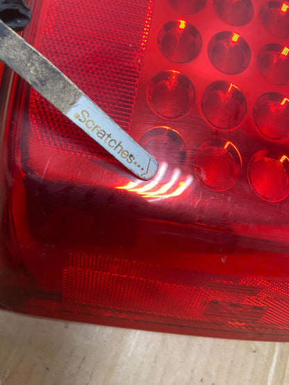 2004 to 2010 Infiniti Qx56 Right Passenger RH Side Tail Light AI7014 LK3