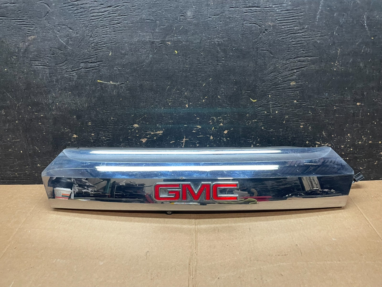 2010-2015 Gmc Terrain Lift Gate Handle Trim Back Up Camera 20942264 Z5737 DG0